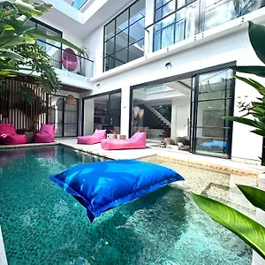  Villa Luxury Devina I I Yoga & Gym